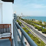 Апартаменты Seafront 1bdr, Panoramic Views, Marina *