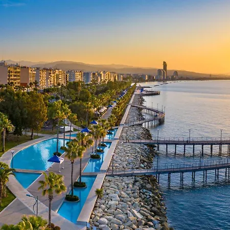 Seafront 1bdr, Panoramic Views, Marina