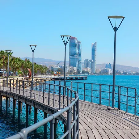 Seafront 1bdr, Panoramic Views, Marina Limassol