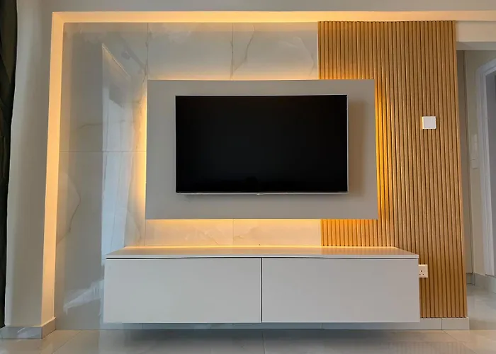 Seafront 1bdr, Panoramic Views, Marina